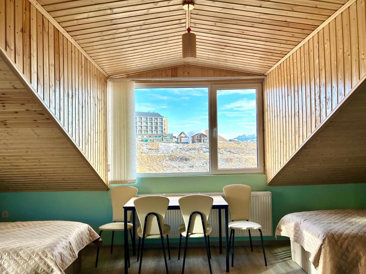 Dandelion Hotel Gudauri Ganisi ภายนอก รูปภาพ